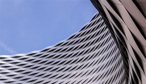工程机械行业发展现状分析 市场需求“供不应求”